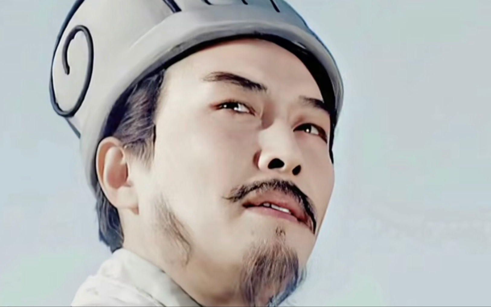 央三季汉凡事如是难可逆见臣鞠躬尽瘁死而后已