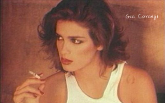 Gia Carangi 吉娅ⷥ᥅𐨊 友人同事回忆+拍摄影像(2)哔哩哔哩bilibili