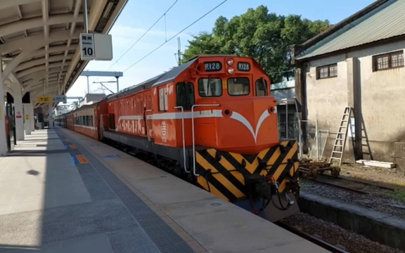 台铁3514b次区间车 南州离站