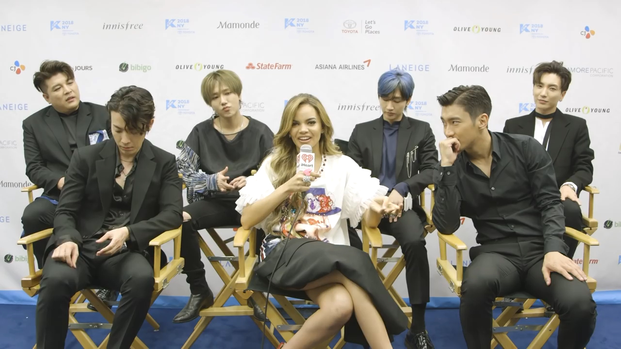 [图]Super Junior Leslie Grace Talk 'Lo Siento' Collaboration - Exclusive Interview