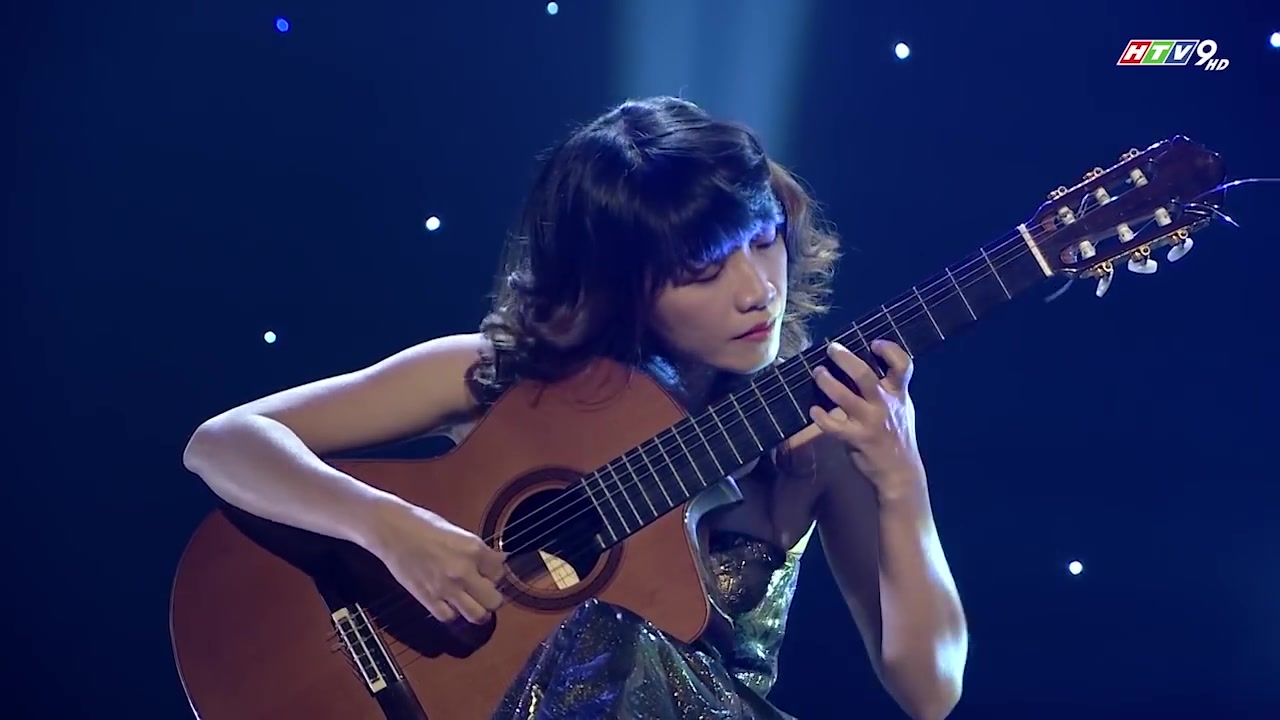 莫扎尼《拉利亚的祭奠》Feste Lariane  L. Mozzani  Guitarist Kim Chung哔哩哔哩bilibili