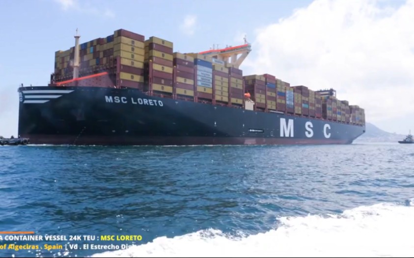 地中海航运MSC LORETO,全球最大集装箱船之一,一次能运载24000个标准集装箱!哔哩哔哩bilibili