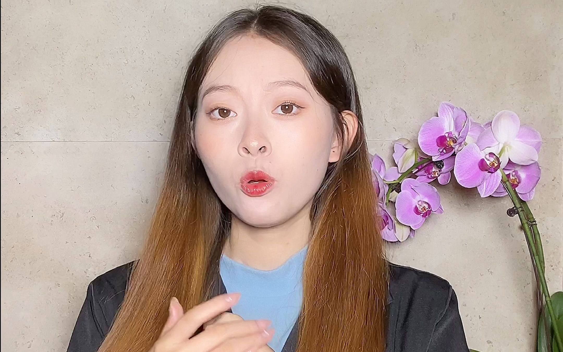 同事们向我投来了羡慕的眼神