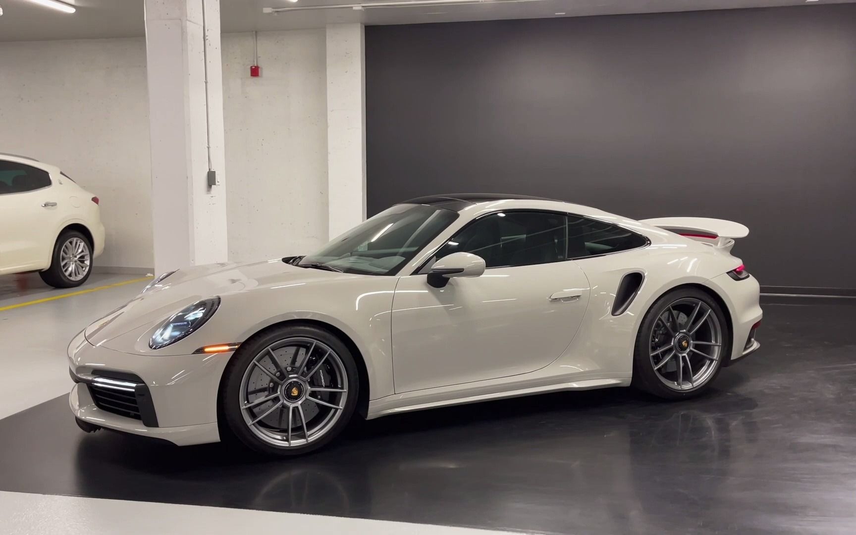 2021款保时捷911 turbo s