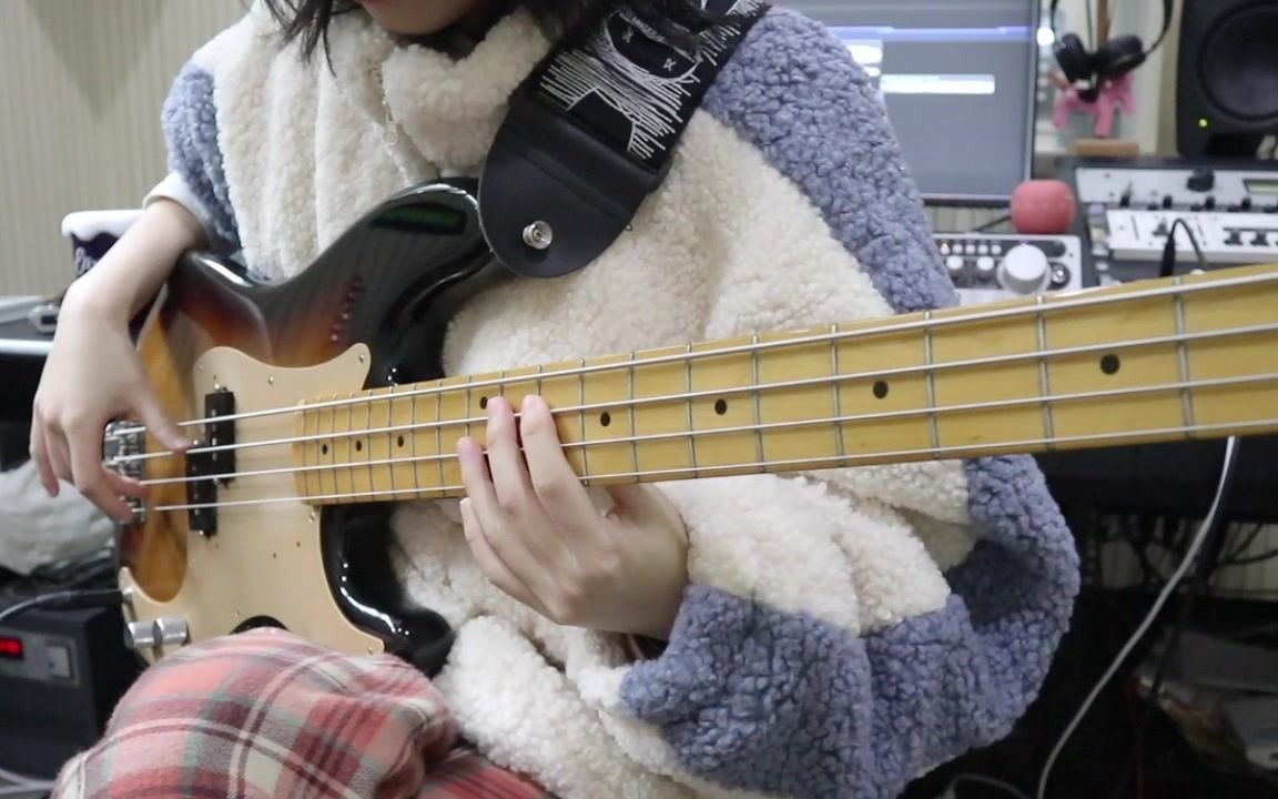 [图]Bass cover | Finger - 大象体操