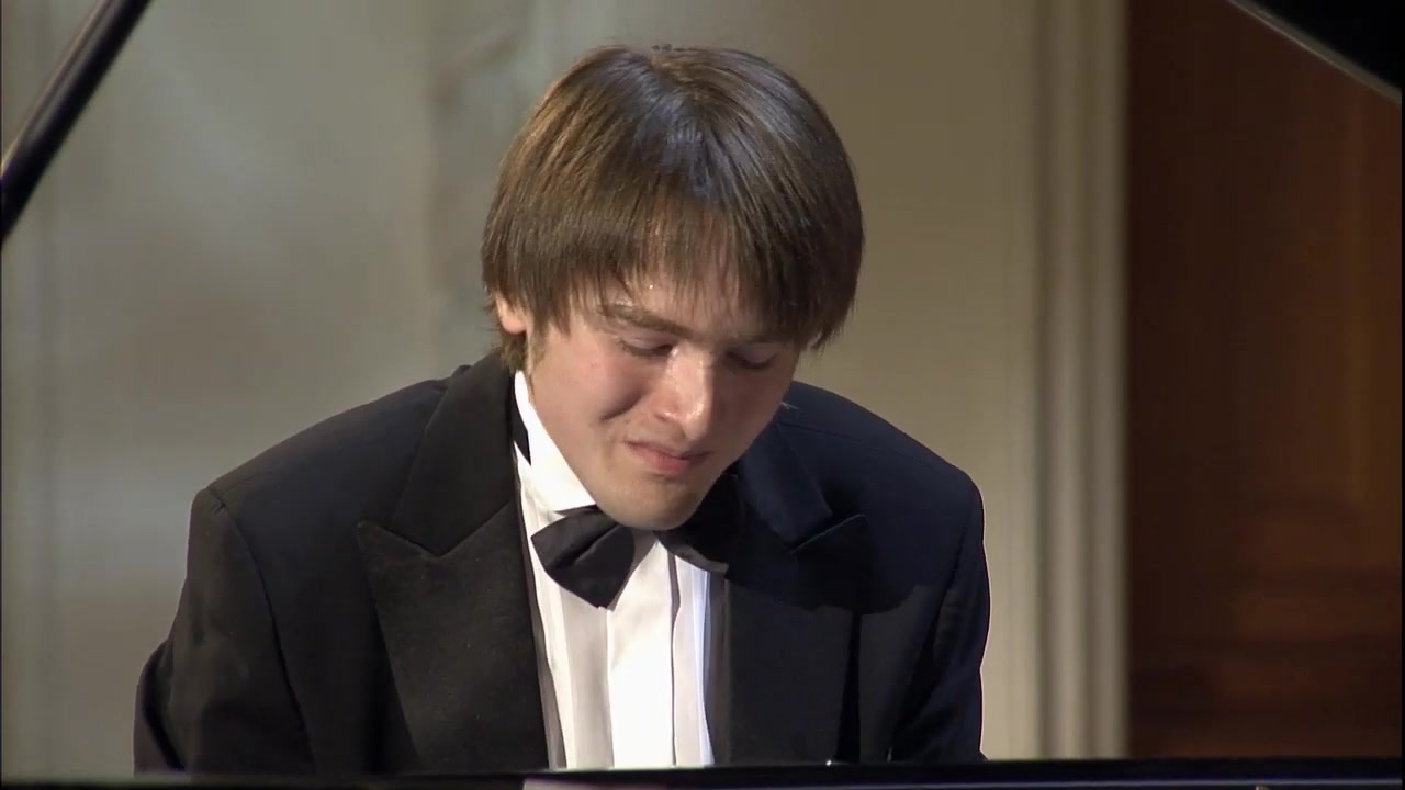 [图]【2011柴赛第一轮 - 普罗科菲耶夫第三钢琴奏鸣曲】Daniil Trifonov - Prokofiev Piano Sonata No. 3，Op. 28