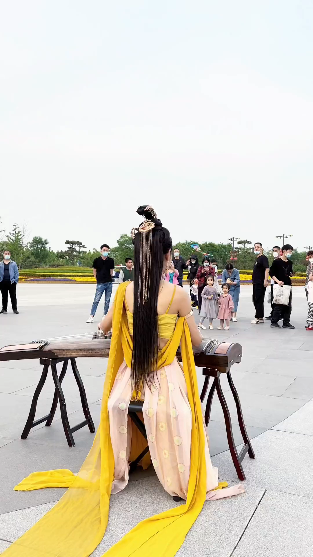 凄美的故事,动人的旋律,百听不厌《可可托海牧羊人》古筝 千艺