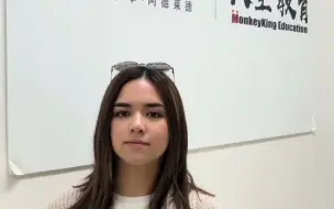 Video herunterladen: 墨尔本同事对我和外国女同学爱答不理