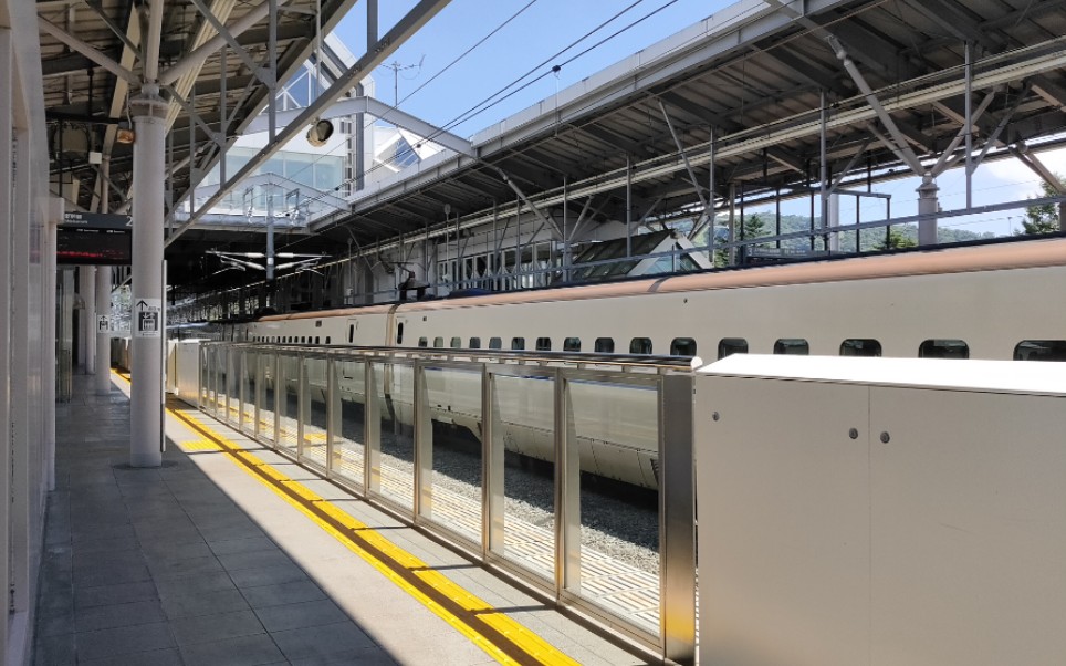 【新干线】北陆新干线东京方向轻井泽站列车进站与发车_哔哩哔哩_bili