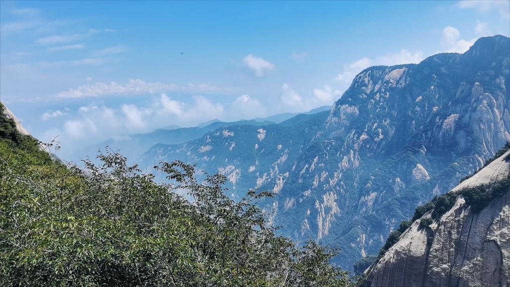 华山的色彩交辉