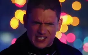 Download Video: 【wentworthmiller】救命 他演的这部剧真的好抓马 好可爱 刚看的时候反差太大了 一时没反应过来 蚌住了哈哈哈哈哈 怎么能这么可爱 米帅甜甜 小戏精