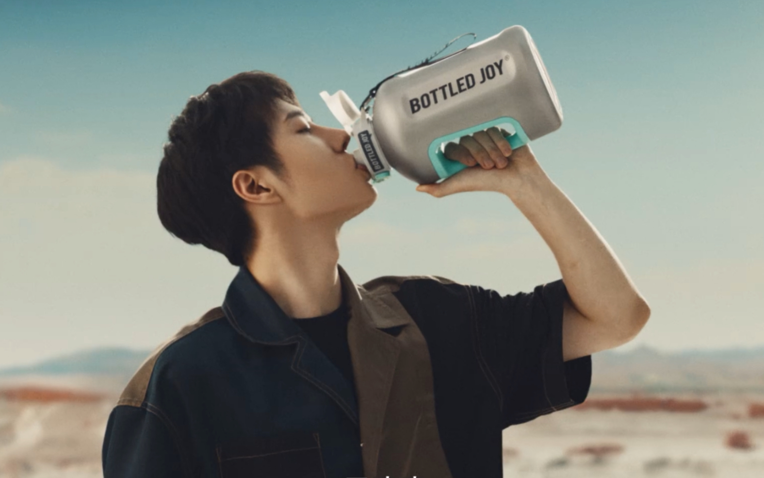 【王一博】220921 王一博x吨吨bottledjoy 新代言官宣