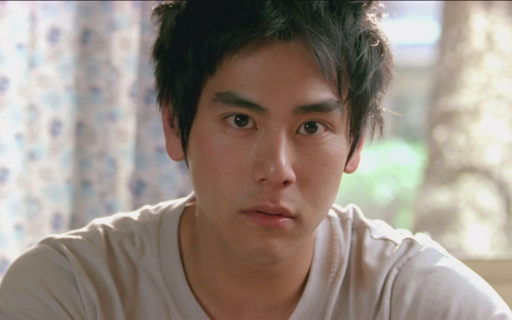 《听说》是彭于晏2009年的一部作品,完美的诠释了一个小鹿乱撞的初恋