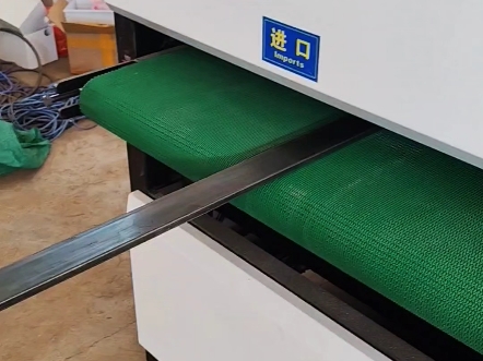 金属平面砂光机激光割去毛刺平面打磨拉丝机