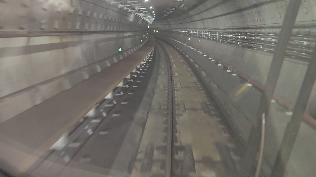 上海地铁18号线18a01闪电侠18042抚顺路~国权路