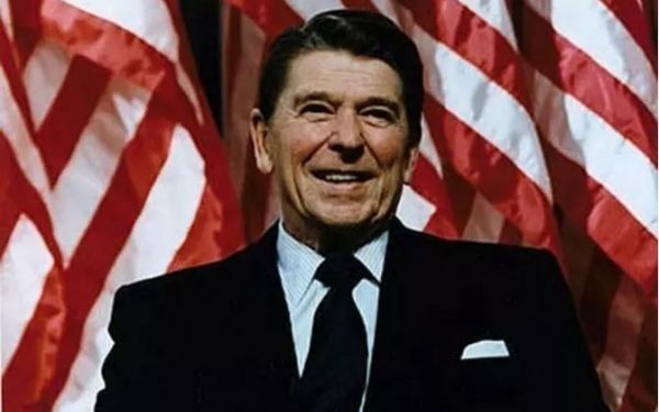 中英字幕里根总统演讲挑战者号