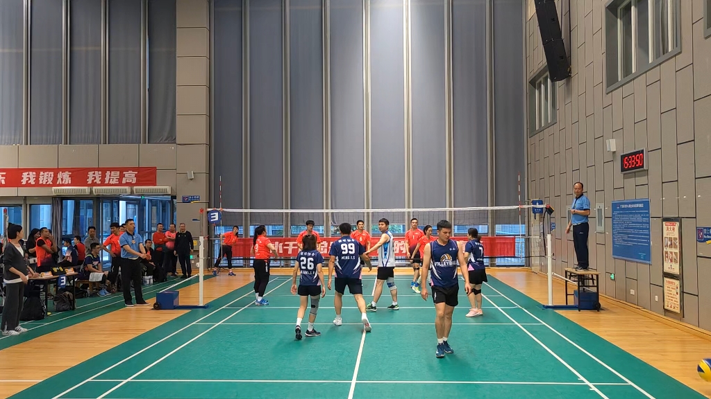 广西气排球超级联赛总决赛阶段小组赛闪亮队vs合山排协队