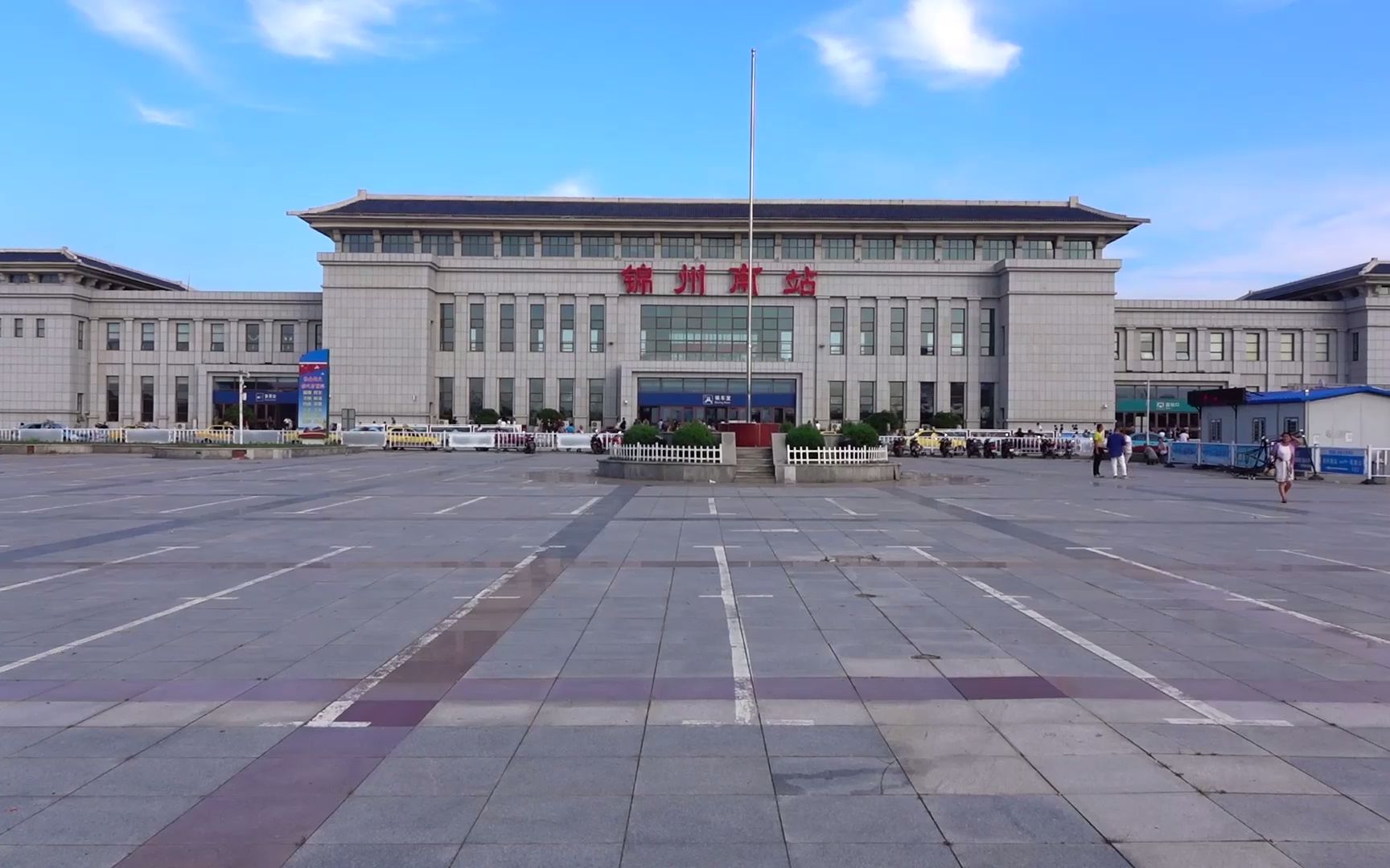 辽宁锦州高铁南站,想旅游的朋友看看