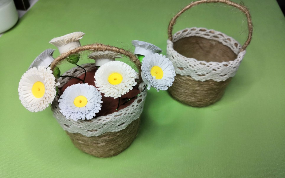 手工diy:用一次性塑料杯手工制作小花篮