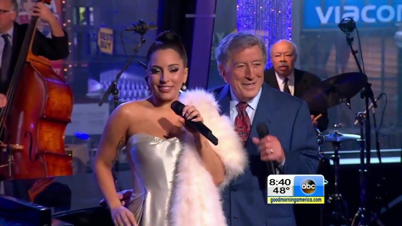 【冬季仙境】Lady Gaga & Tony Bennett  Winter Wonderland (Live GMA 2014.12.25)哔哩哔哩bilibili