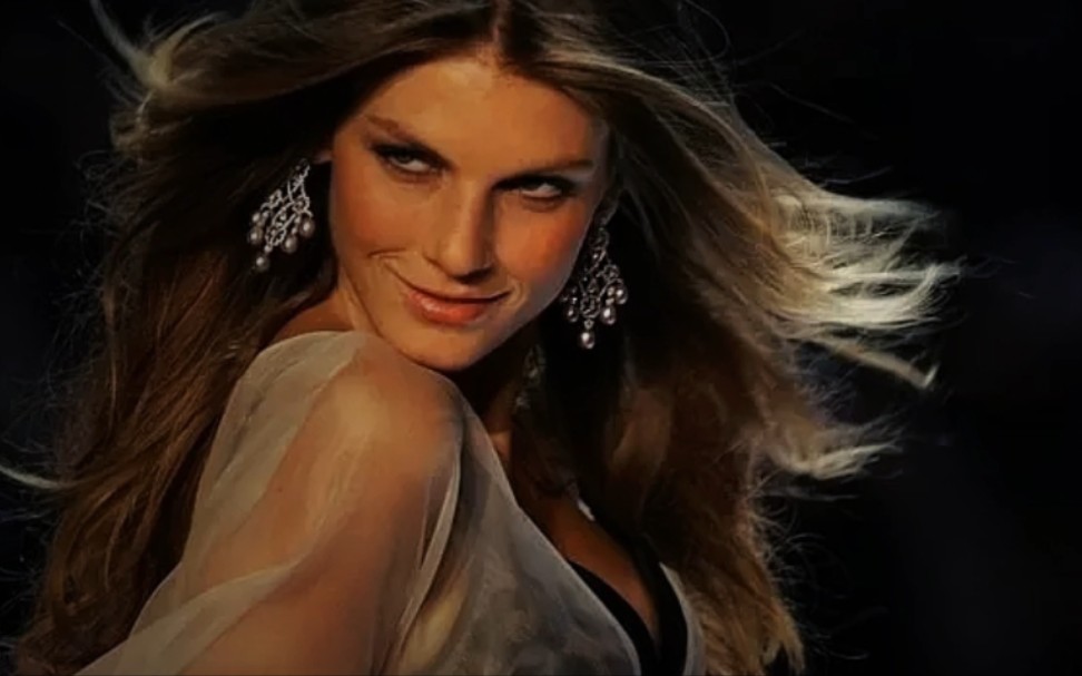 维密老狐狸angela lindvall一眼万年《the power of love》