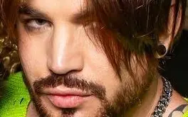 【Adam Lambert】当爷昨晚中分一身荧光绿在Pub玩耍