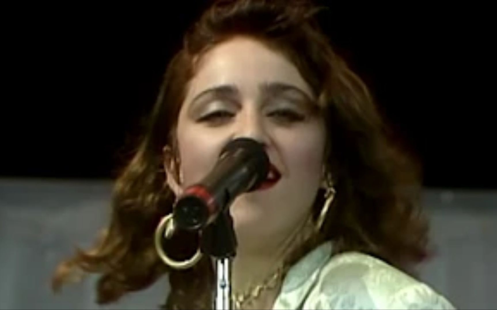 [图]【女帝初显】Madonna麦当娜1985年Live Aid——Holiday、Into the Groove美国费城现场