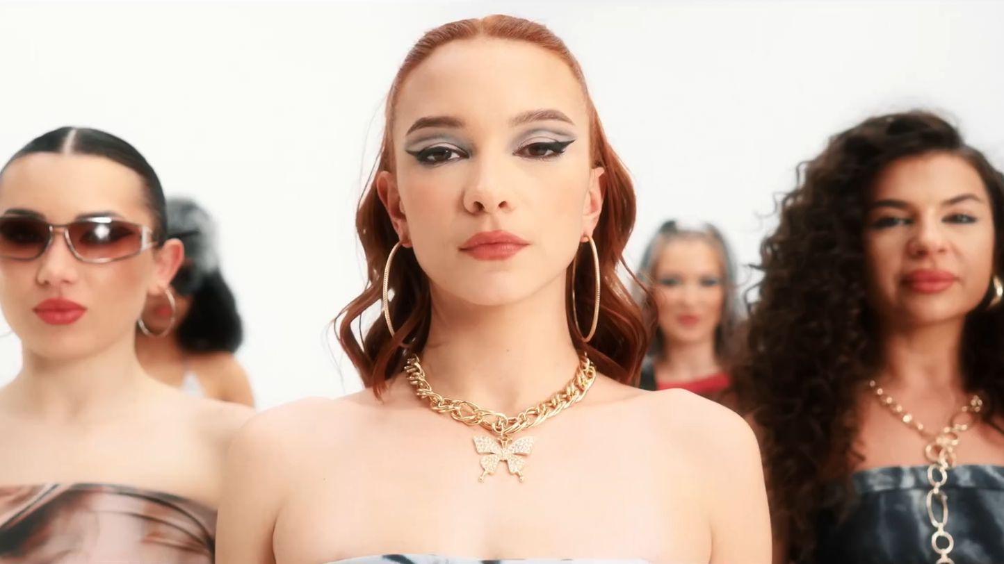 罗马尼亚女歌手【inna】最新舞曲《cheeky》