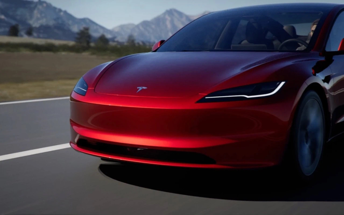 特斯拉炸裂登场!新款 Model 3 亮相,内外大改造,25.99万起惊喜售价!哔哩哔哩bilibili