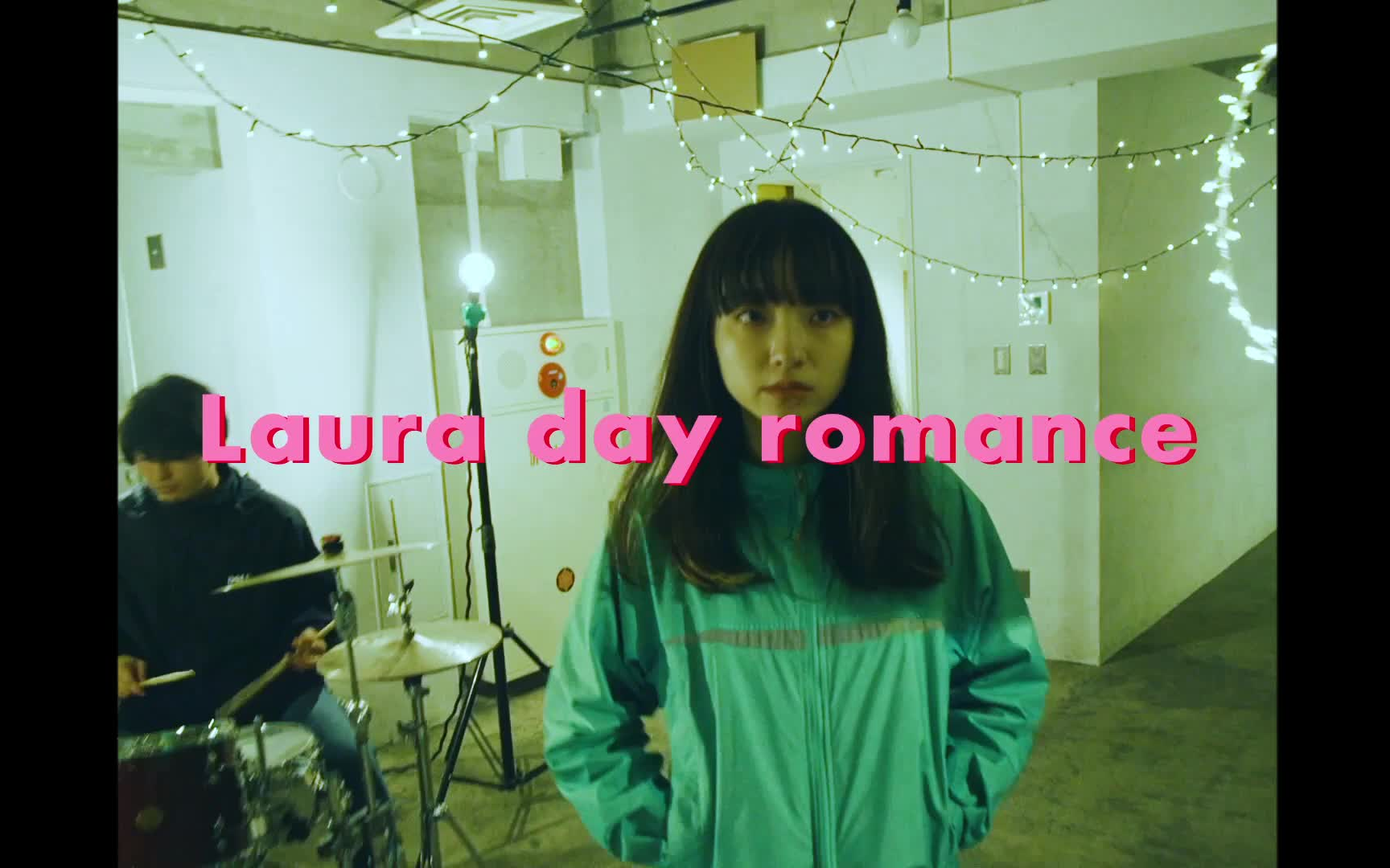 [图]Laura day romance / rendez-vous (official music video)