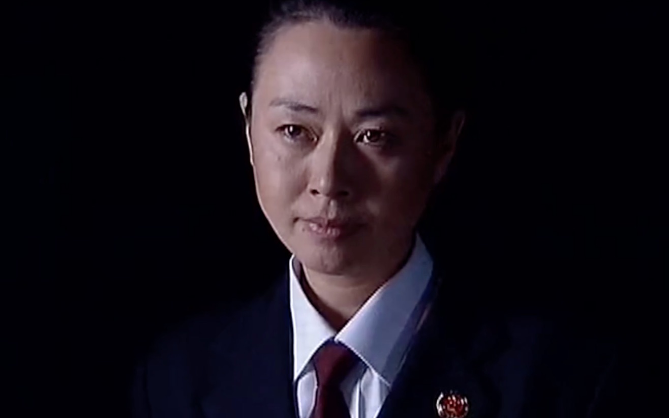 周秀丽把证据藏进耳朵里,最后一刻被发现,道高一尺魔高一丈