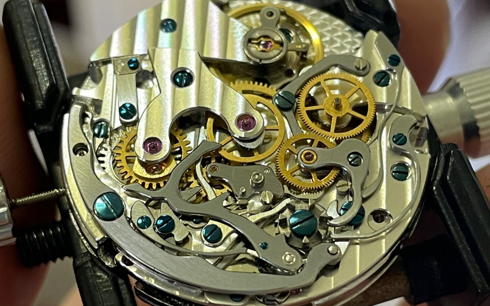 海鸥st19机芯打磨全日内瓦纹 部分零件修改外轮廓