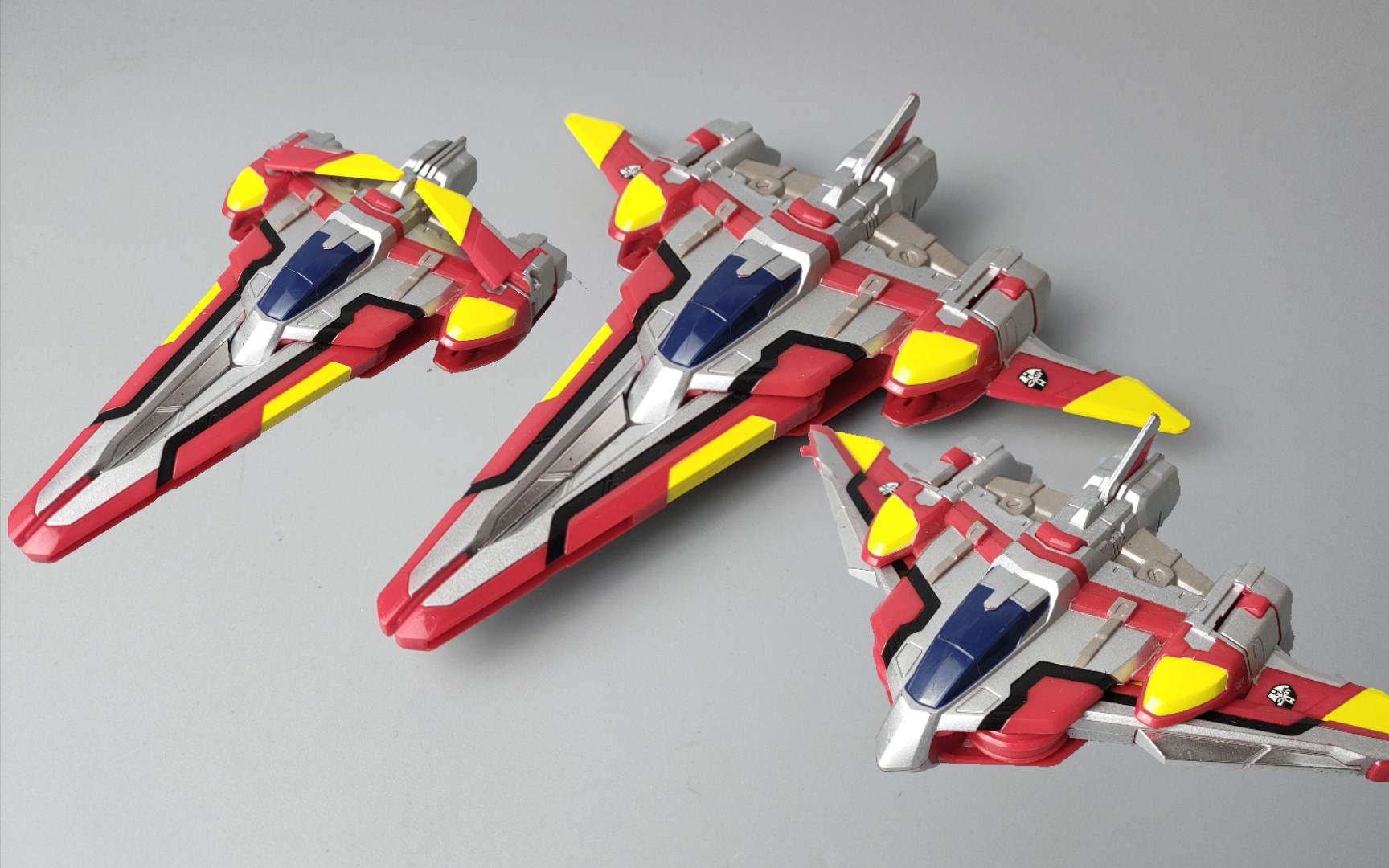 样子还行!麦克斯奥特曼 dash1号 飞机 多少有点水