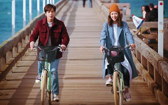 【郑容和 李沇熹】主演的治愈旅行剧《The Package》超长预告哔哩哔哩bilibili