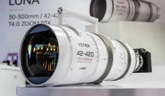 Télécharger la video: 唯卓仕 LUNA 42-420mm T5.6 电影变焦镜头介绍