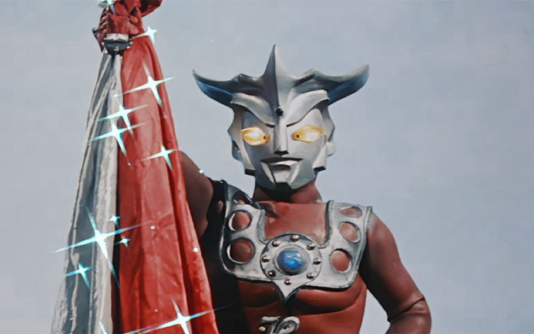 雷欧奥特曼:赛罗母亲身世揭秘,雷欧使用王者披风