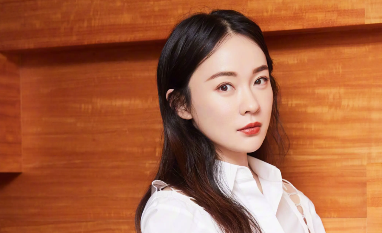 霍思燕穿抹胸泳衣跳水!