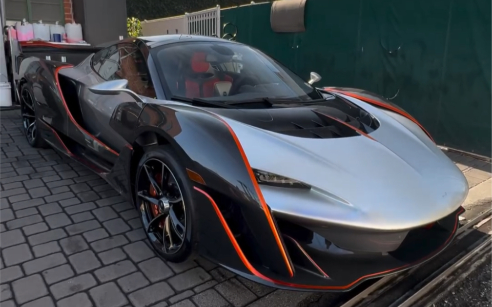 限量15台(实际生产16台),迈凯伦sabre