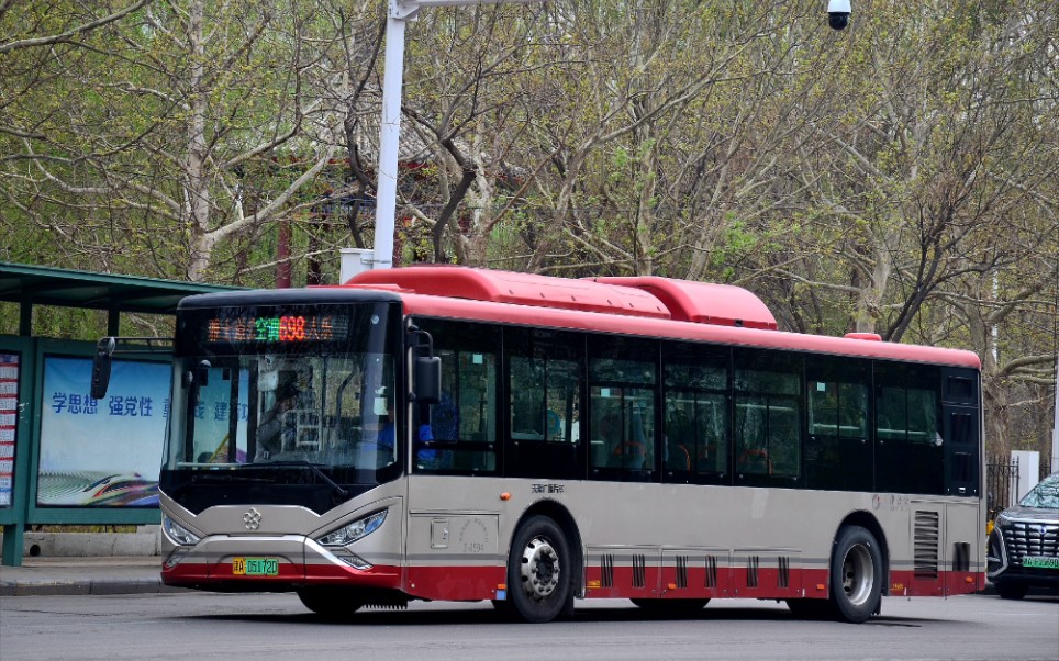 天津公交集团第二客运公司698路tjr6105bevbt3王顶堤北-王顶堤立交桥