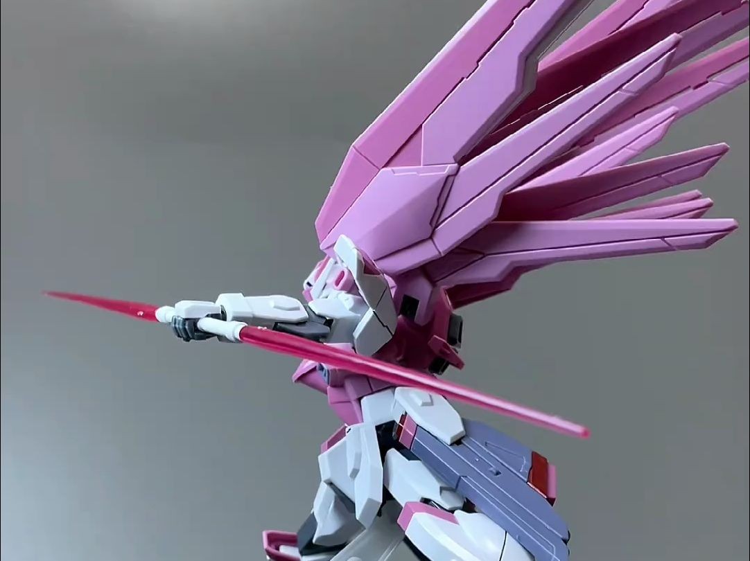 星动hg樱花粉新生自由高达!