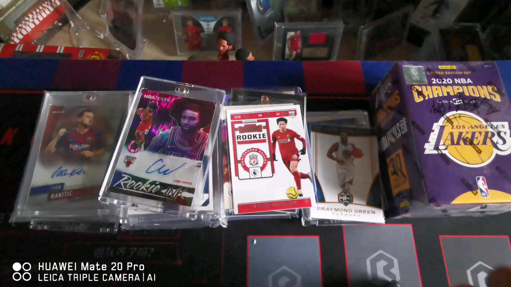 34号球星卡拆一盒湖人夺冠盒子