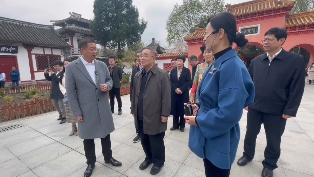 中国工程院院士国医大师张伯礼,莅临南阳视察医圣祠张仲景博物馆哔哩哔哩bilibili