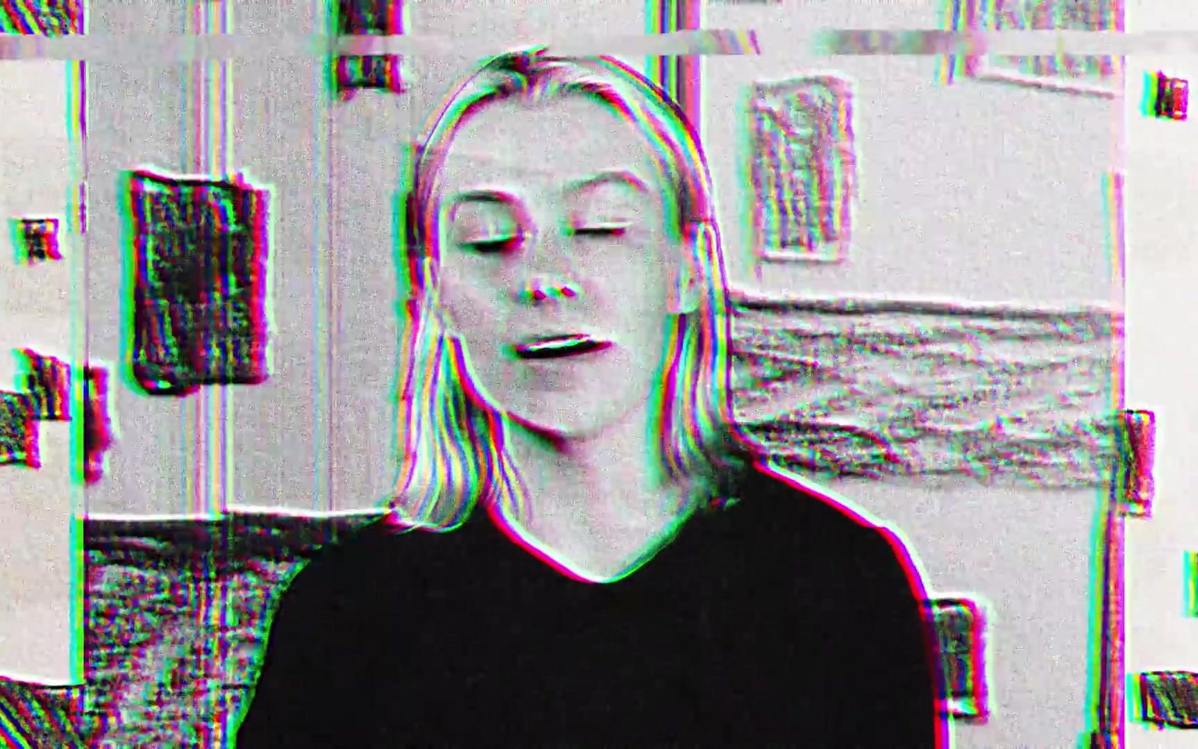 [图]Phoebe Bridgers - Would You Rather (Official Video)