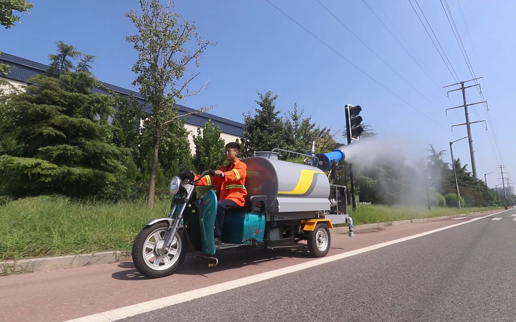 小型三轮洒水车浇水洒水雾炮高炮样样行哔哩哔哩bilibili