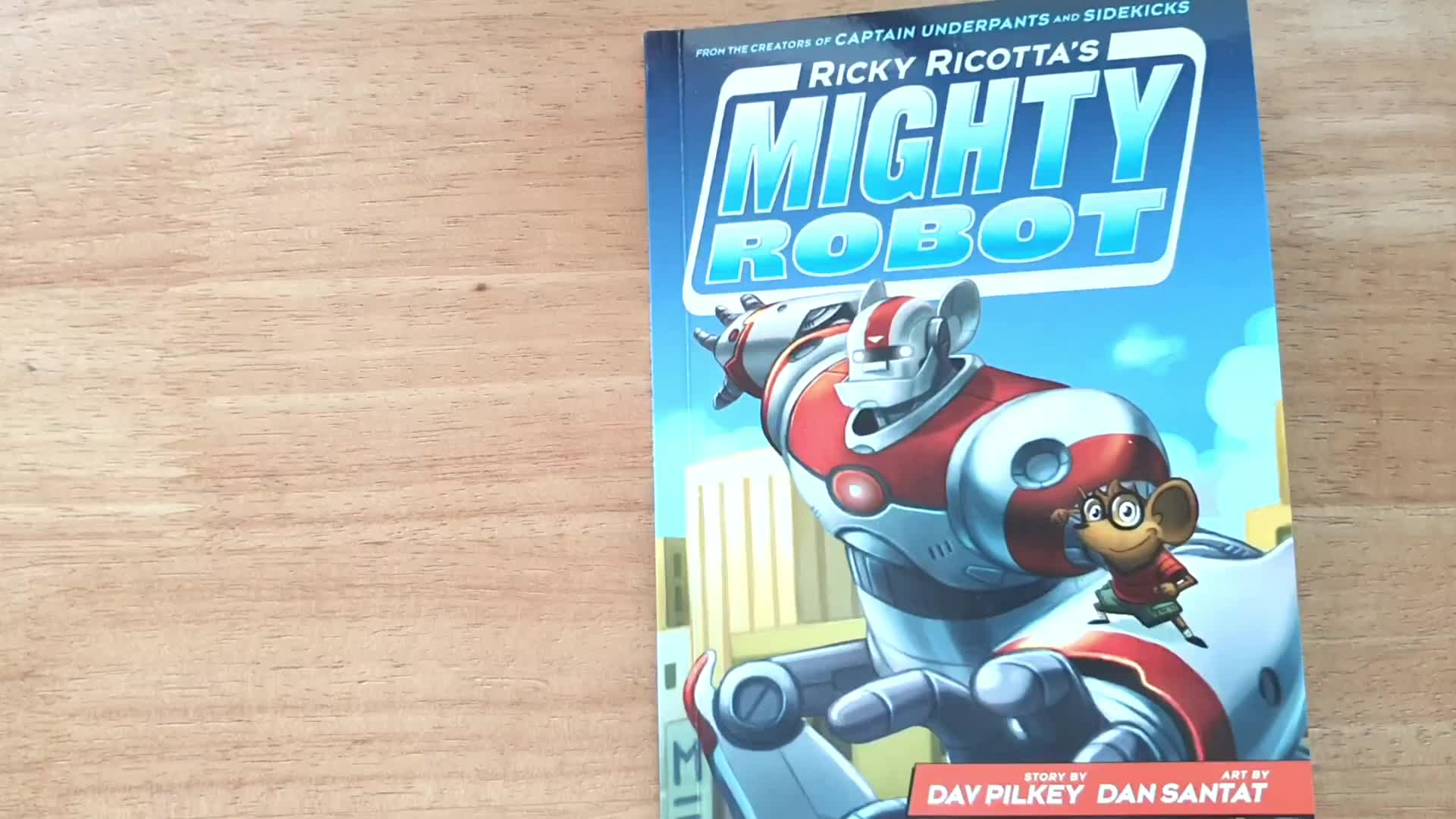 [图]【pyrrhic】【英语绘本】Ricky Ricotta的强大机器人by Dav Pilkey (Art by Santat)