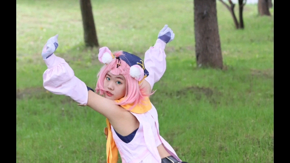 猫的眼睛,看得见黑暗中的一切猎物 原神cos迪奥娜