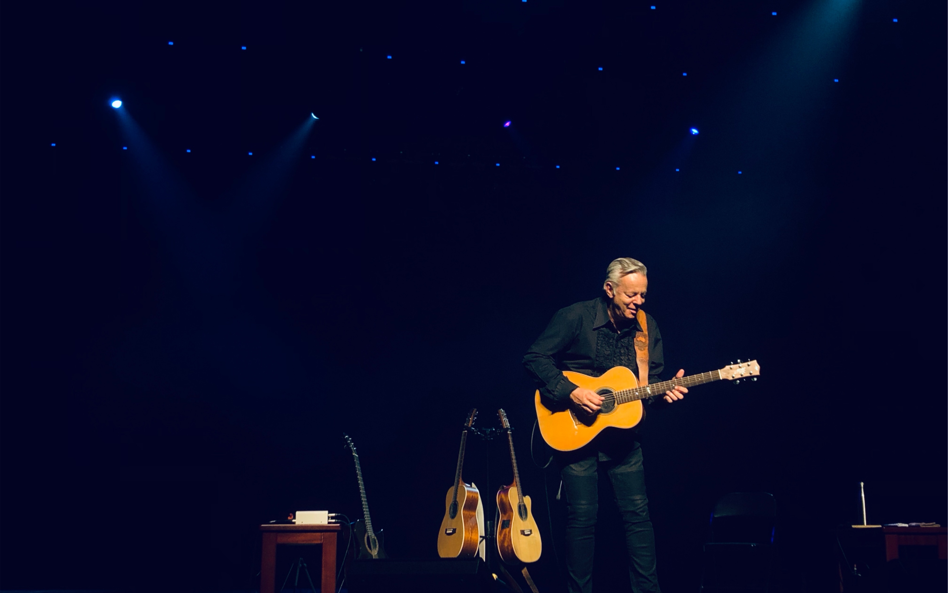 【指弹吉他】tommy emmanuel 来看看地表最强是如何弹吉他!