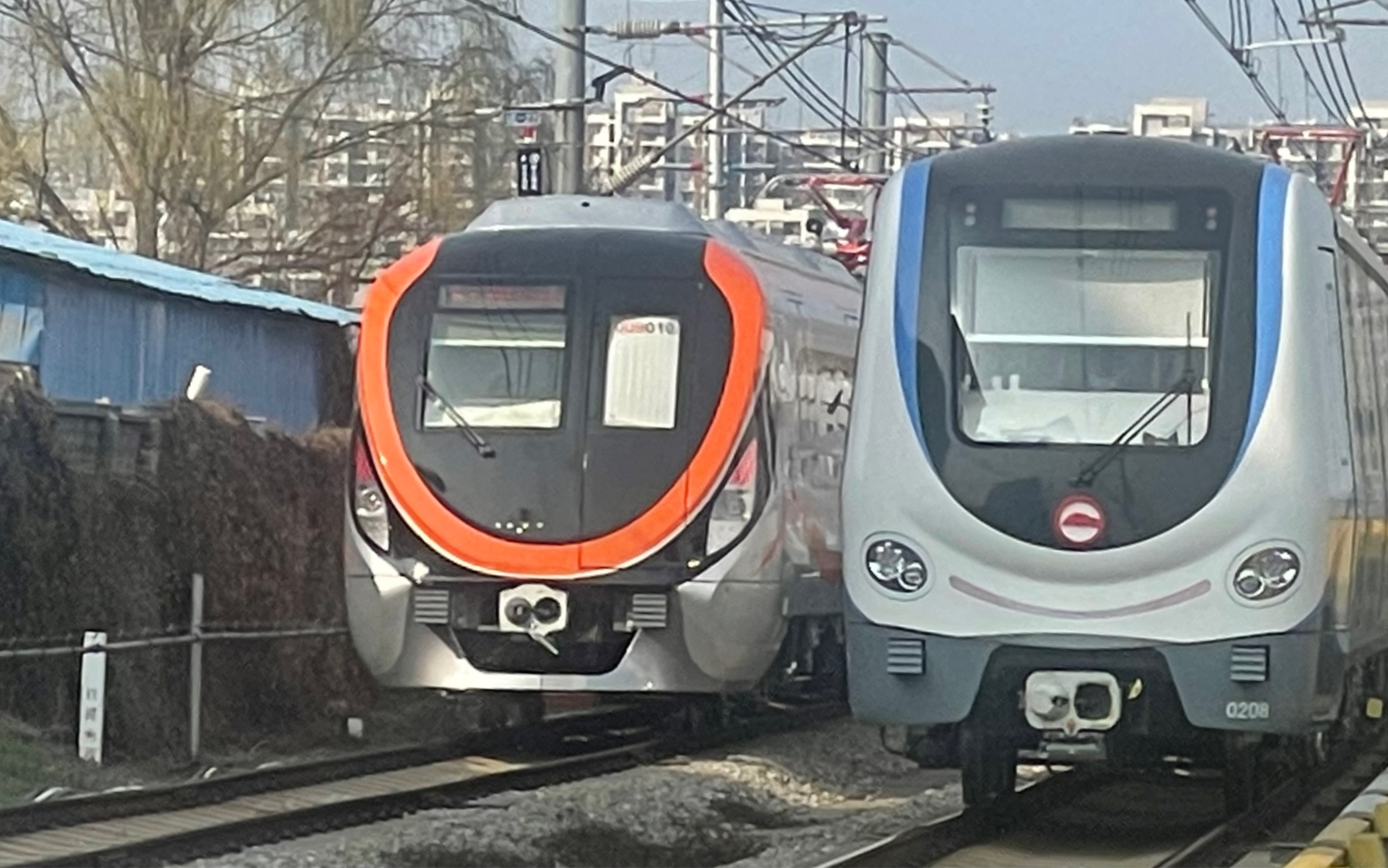 【中车浦镇】南通地铁2号线与宁滁线同向同时试车