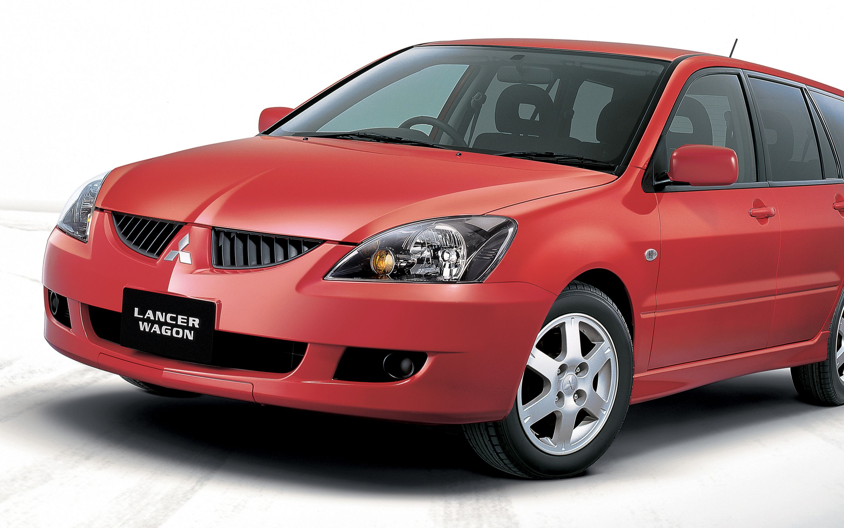 2003年三菱蓝瑟旅行车30秒电视广告(日语)