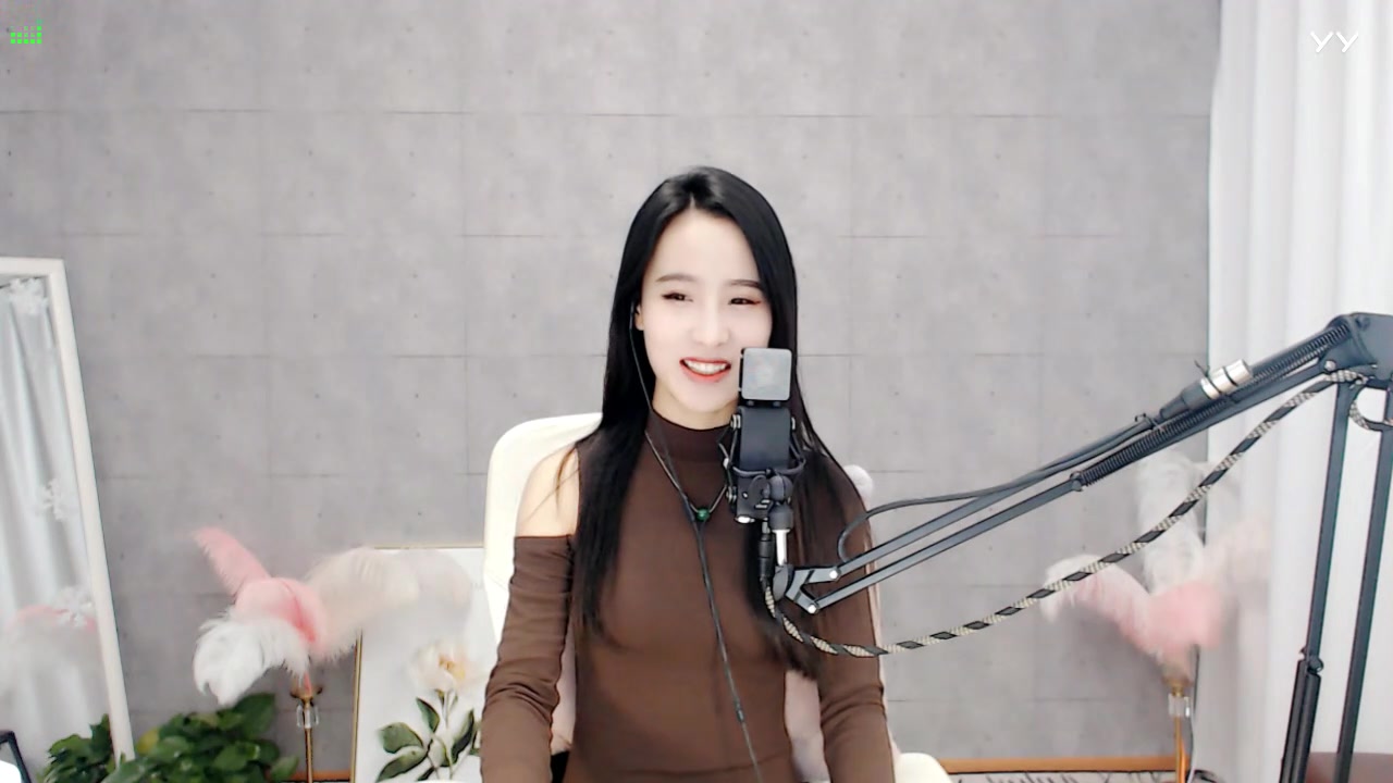 2019-01-06-yy直播-雨宝【清纯性感-雨宝】